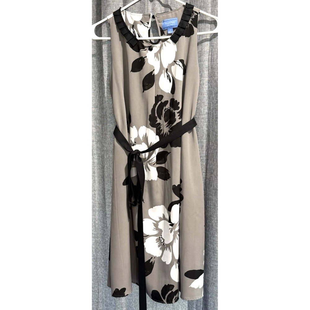 Simply Vera Wang Size 2  Grey Floral Sleeveless Dress Belt Ruffle Accent‎
